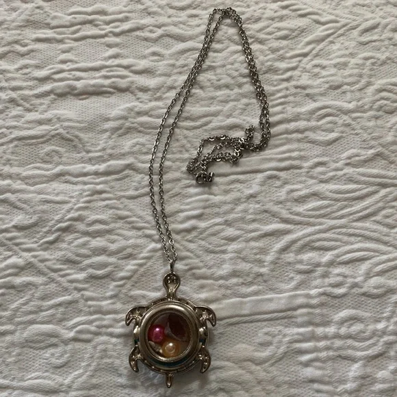 SEA TURTLE NECKLACE WITH PEARLS:SHELLS FASHION JEWELRY 16” - Picture 2 of 4